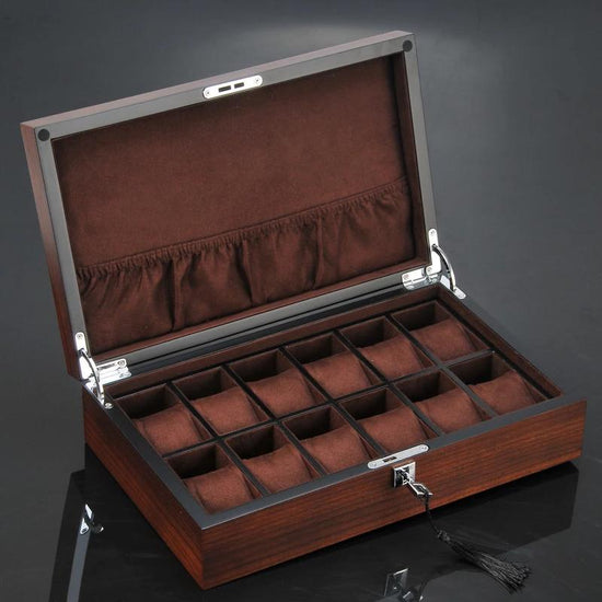 boite montre de luxe en bois avec poche